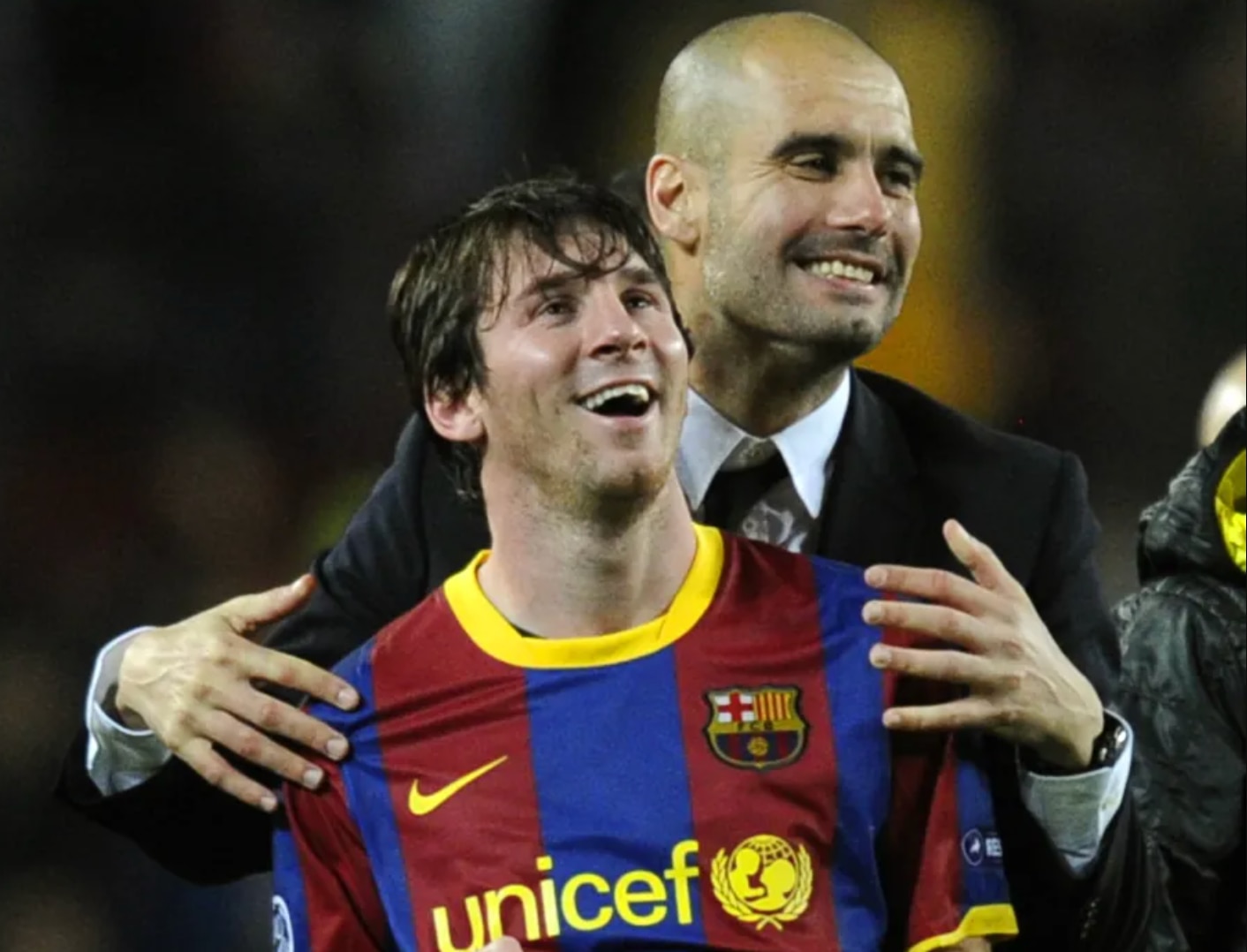 HLV Pep Guardiola tiết lộ tương lai và tình yêu với Messi- Ảnh 2.